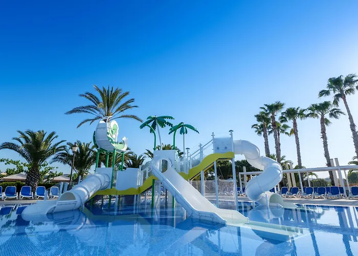 Estival Vendrell Platja 5* 科马鲁加