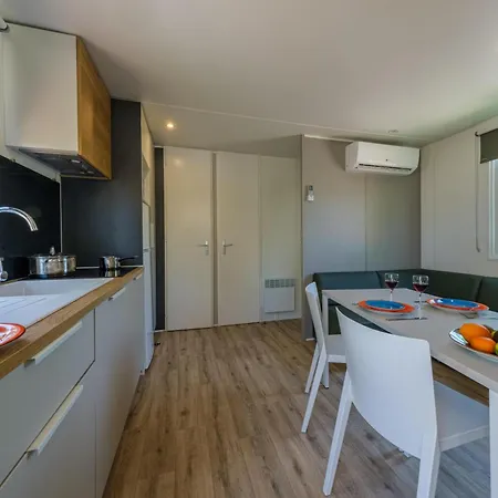 Estival Vendrell Platja 5* 科马鲁加