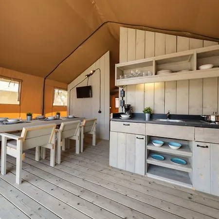 Estival Vendrell Platja אתר קמפינג 5*